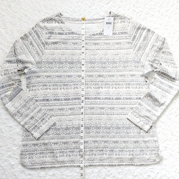 NWT J. Jill Pima Cotton Crew Neck Long Sleeve Tee Gray Ivory Print NWT Size LP - Picture 4 of 6